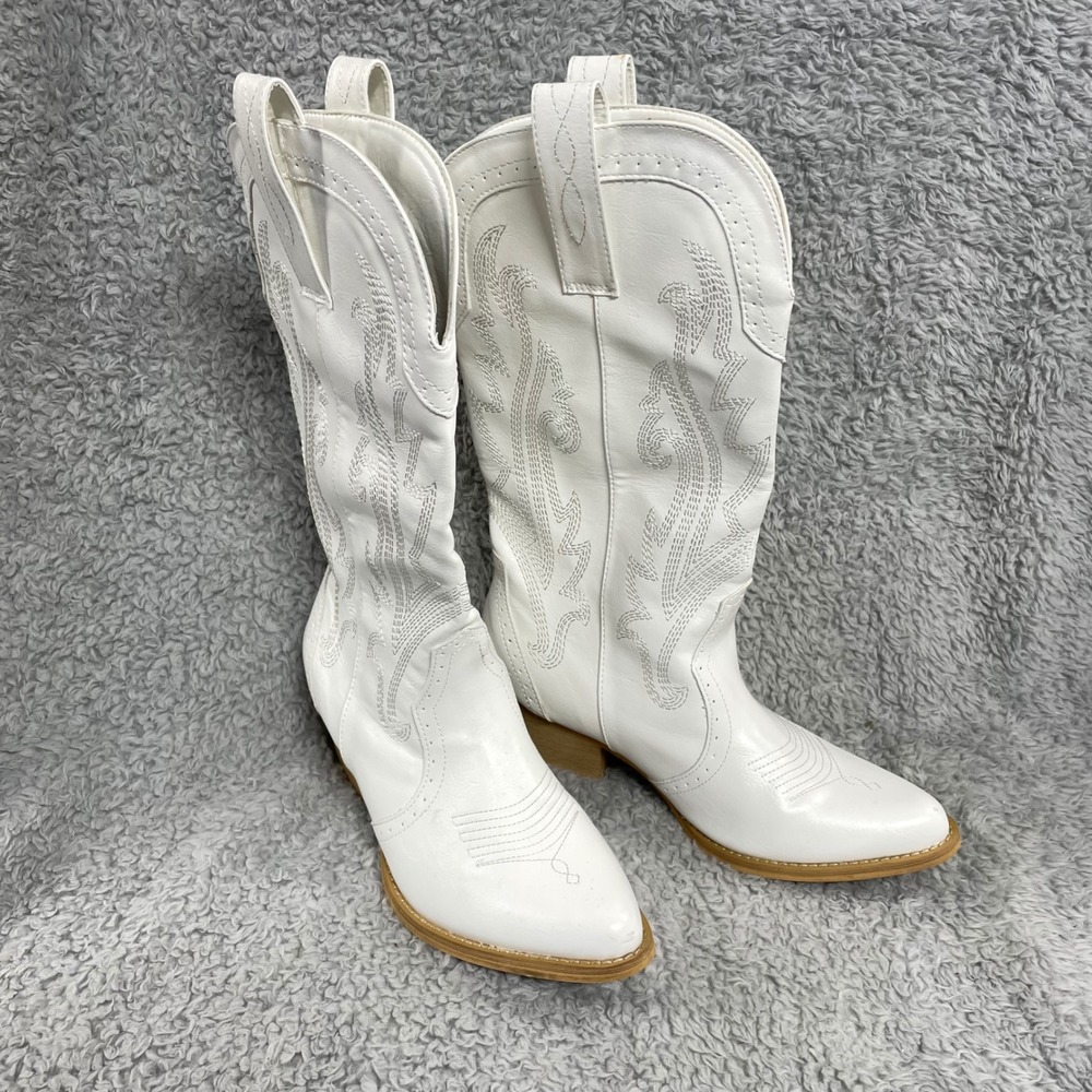 Womens Cowboy Boots 8.5 White Faux Leather Western Leopard Print Lining